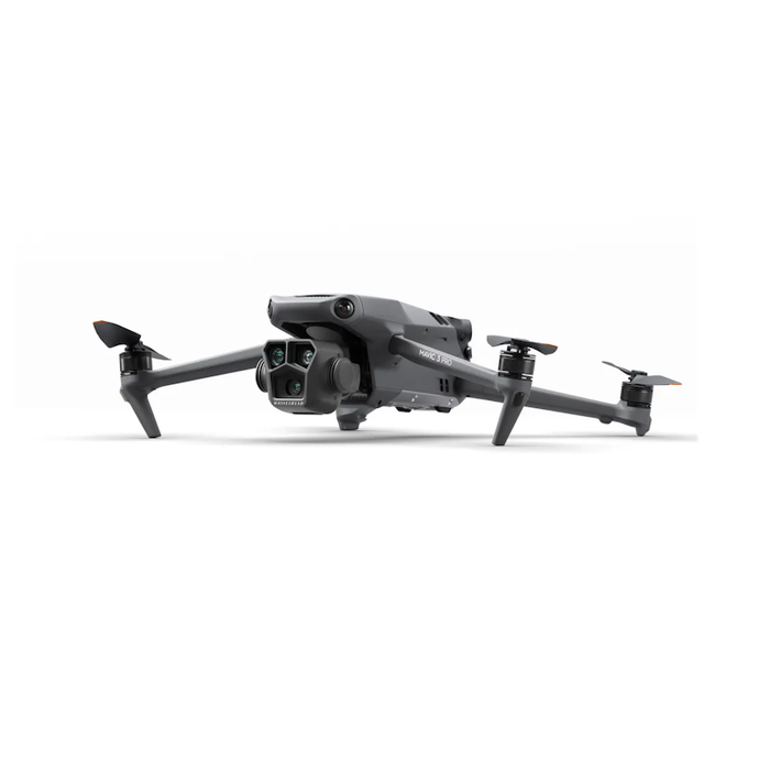 Mavic 3 Pro Fly More Combo (DJI RC) 
